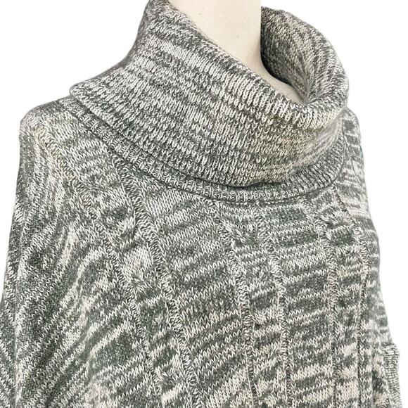MARKET & SPRUCE Cilia Cable Knit Turtleneck Poncho Sweater Gray Size S/M - Picture 3 of 8
